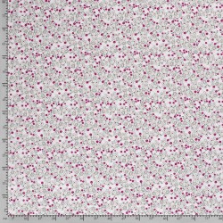 Un panier tissu bébé gris souris et tissu rose fleuri: sympa!